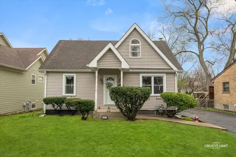 4217 Elm St, Downers Grove, IL 60515