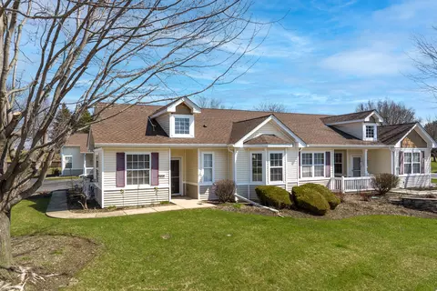 12126 White Tail Ln, Huntley, IL 60142