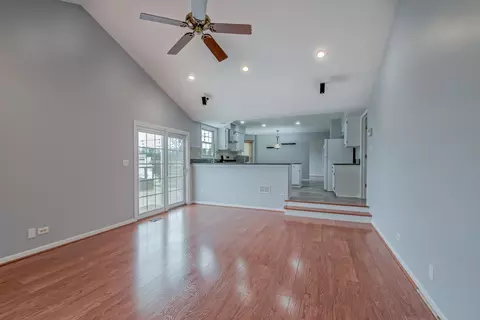 Living - 1411 Steeplechase Rd, Bartlett, IL 60103 photo 6 of 6