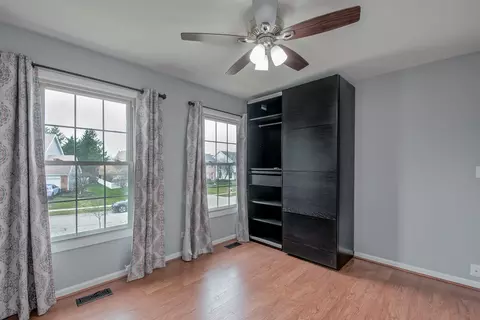 Bedroom - 1411 Steeplechase Rd, Bartlett, IL 60103 photo 3 of 3