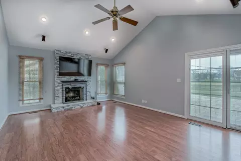 Living - 1411 Steeplechase Rd, Bartlett, IL 60103 photo 5 of 6