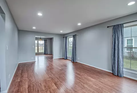 Living - 1411 Steeplechase Rd, Bartlett, IL 60103 photo 1 of 6