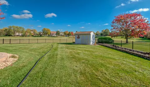 Exterior - 1411 Steeplechase Rd, Bartlett, IL 60103 photo 6 of 8