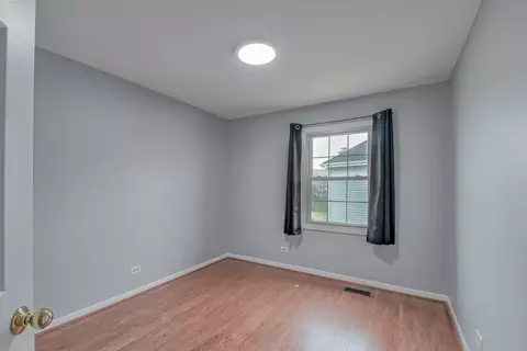 Bedroom - 1411 Steeplechase Rd, Bartlett, IL 60103 photo 2 of 3