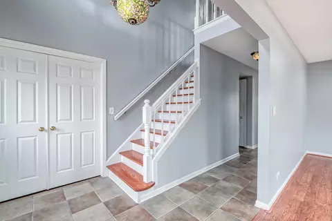 Entry Way - 1411 Steeplechase Rd, Bartlett, IL 60103 photo 1 of 1