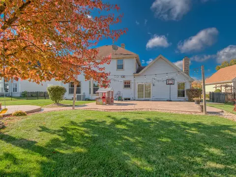 Exterior - 1411 Steeplechase Rd, Bartlett, IL 60103 photo 8 of 8