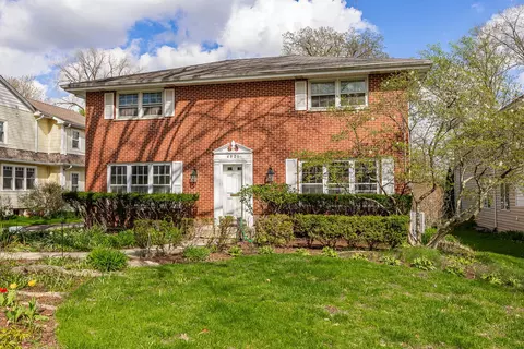 4821 Wallbank Ave, Downers Grove, IL 60515