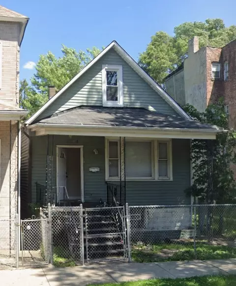 9021 S Exchange Ave, Chicago, IL 60617