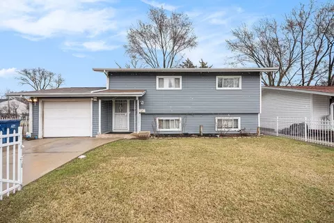 1241 S Elmwood Ave, Waukegan, IL 60085