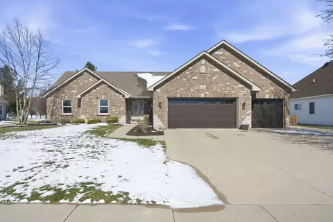 3101 Ernest Dr, Sandwich, IL 60548