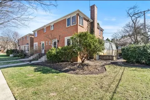 97 High St, Winnetka, IL 60093