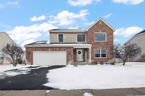 1675 Rosehall Ln, Elgin, IL 60123