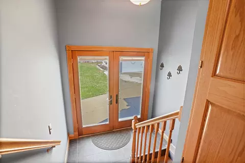 Entry Way - 416 N Rush St, Itasca, IL 60143 photo 1 of 1