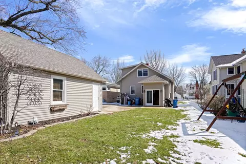Exterior - 416 N Rush St, Itasca, IL 60143 photo 4 of 9