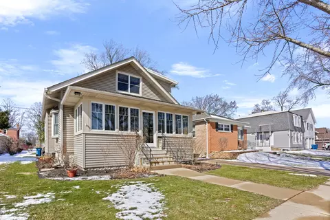 Exterior - 416 N Rush St, Itasca, IL 60143 photo 2 of 9