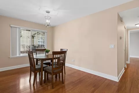 Dining - 1675 Chelmsford Ct #1, Bartlett, IL 60103 photo 1 of 2