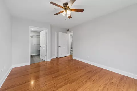 Bedroom - 1675 Chelmsford Ct #1, Bartlett, IL 60103 photo 1 of 2