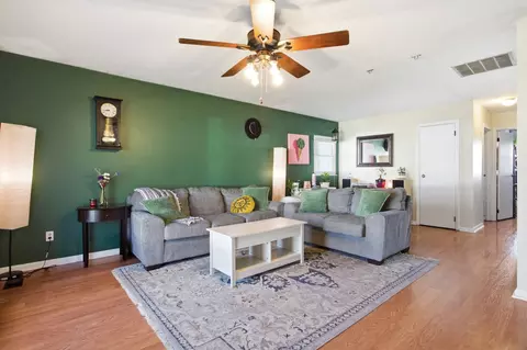Living - 1412 S 2nd St, Mattoon, IL 61938 photo 1 of 3