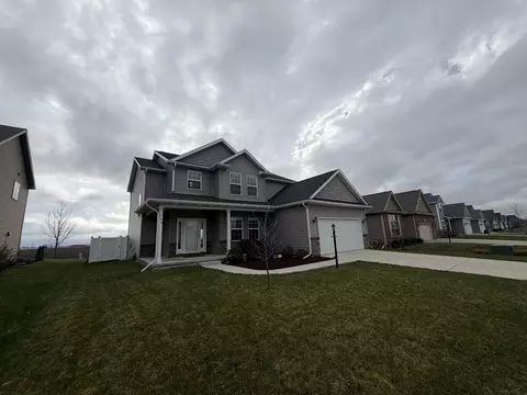 206 Denton Dr, Savoy, IL 61874