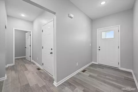 3389 Comstock Ave, Dekalb, IL 60115 photo 4