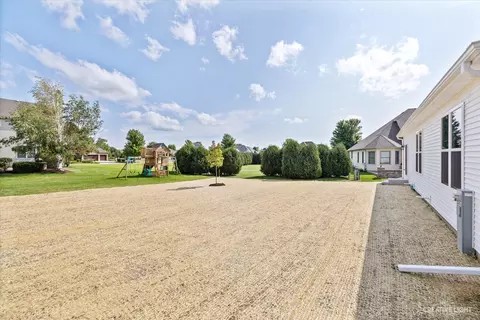 3389 Comstock Ave, Dekalb, IL 60115 photo 23