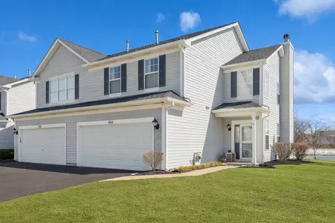 844 Donelson Ct, Naperville, IL 60563