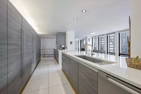 Kitchen - 200 E Delaware Pl #32AF, Chicago, IL 60611 photo 6 of 11