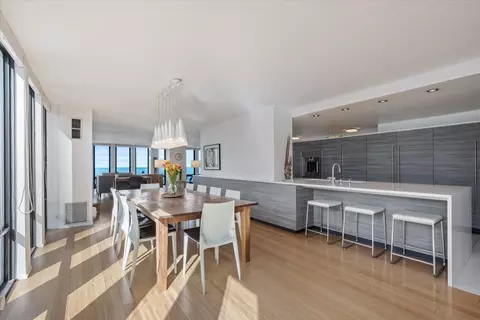 Dining - 200 E Delaware Pl #32AF, Chicago, IL 60611 photo 3 of 3