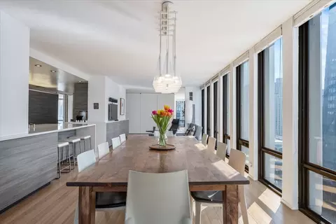 Dining - 200 E Delaware Pl #32AF, Chicago, IL 60611 photo 1 of 3