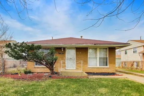 11746 S Racine Ave, Chicago, IL 60643