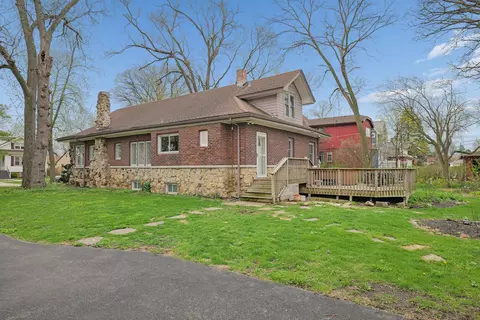 Exterior - 4136 Raymond Ave, Brookfield, IL 60513 photo 3 of 4