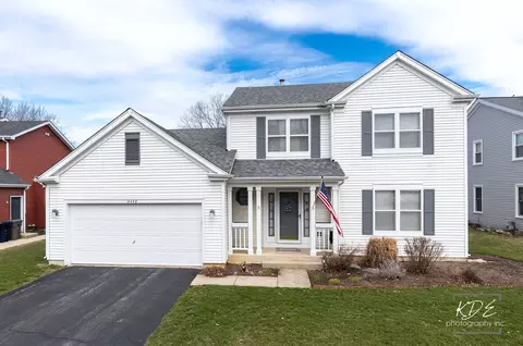 2478 Crystal Creek Ln, Elgin, IL 60124