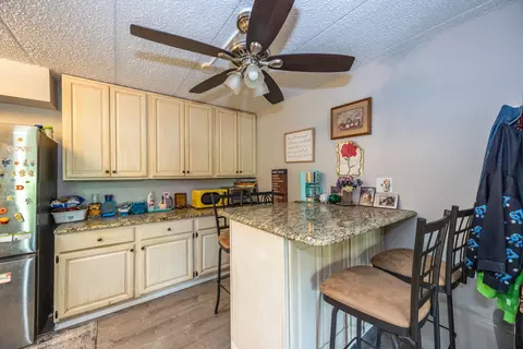 433 Cavalier Ct #101A, West Dundee, IL 60118 photo 24