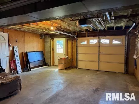 Other - 404 N Maple St, Christopher, IL 62822 photo 5 of 8