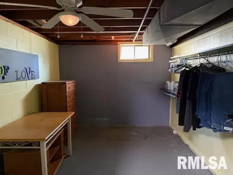 Other - 404 N Maple St, Christopher, IL 62822 photo 4 of 8