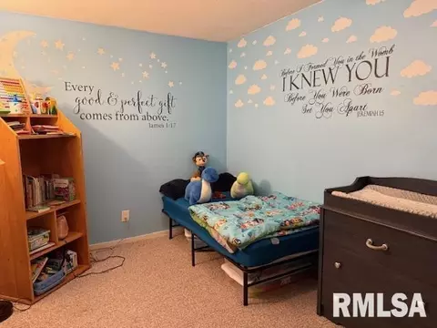 Bedroom - 404 N Maple St, Christopher, IL 62822 photo 4 of 8