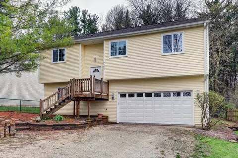 8105 Wonder View Dr, Wonder Lake, IL 60097