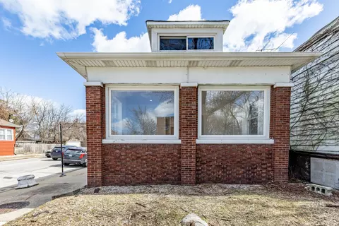 7601 S Rhodes Ave, Chicago, IL 60619