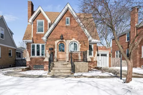 1438 Garden St, Park Ridge, IL 60068