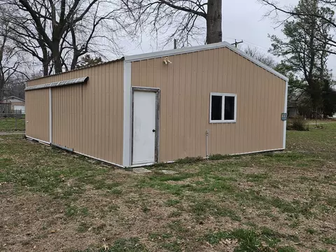 Other - 615 Mitchell St, Benton, IL 62812 photo 2 of 8