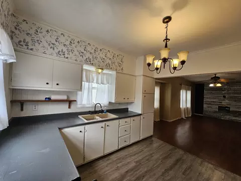 Kitchen - 615 Mitchell St, Benton, IL 62812 photo 2 of 2