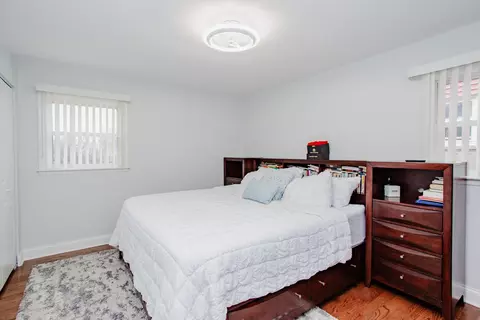 1403 S Robert Dr, Mount Prospect, IL 60056 photo 18