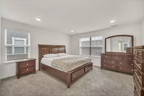 Bedroom - 60 Grey Wolf Dr, Wheeling, IL 60090 photo 3 of 4