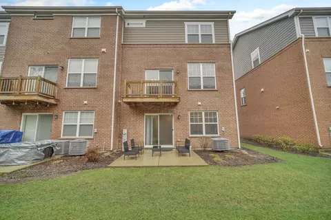 Exterior - 60 Grey Wolf Dr, Wheeling, IL 60090 photo 4 of 4