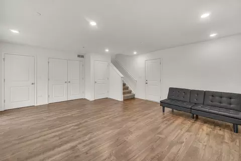 Other - 60 Grey Wolf Dr, Wheeling, IL 60090 photo 7 of 8