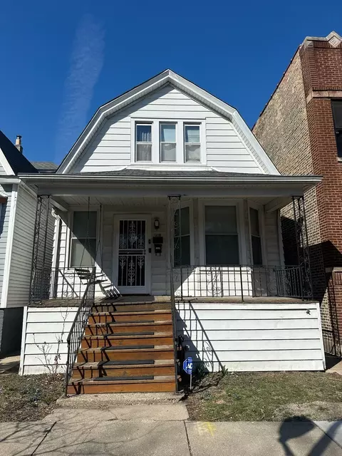 1408 W Hollywood Ave, Chicago, IL 60660