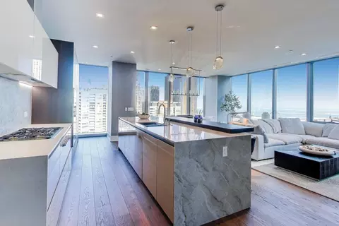 Kitchen - 363 E Wacker Dr #2108, Chicago, IL 60601 photo 2 of 6