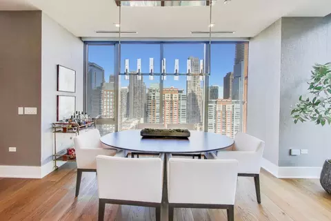 Dining - 363 E Wacker Dr #2108, Chicago, IL 60601 photo 1 of 10