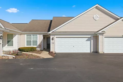 13488 Delaney Rd, Huntley, IL 60142