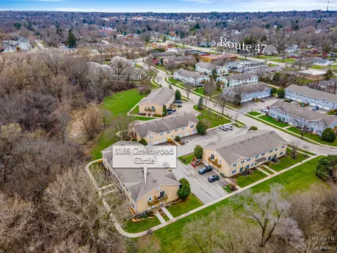 1168 Greenwood Cir #1168, Woodstock, IL 60098